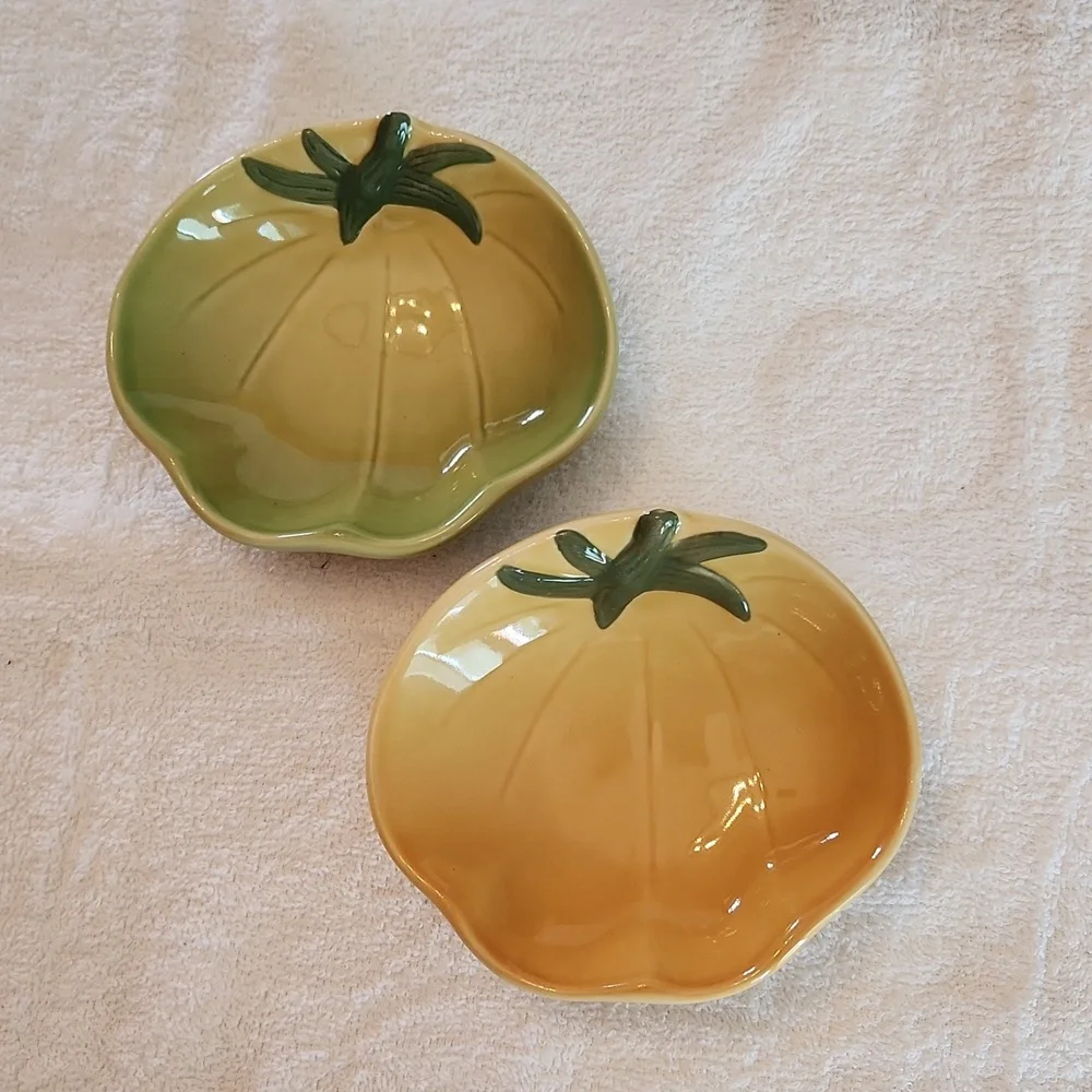 Williams-Sonoma Heirloom Tomato bowls